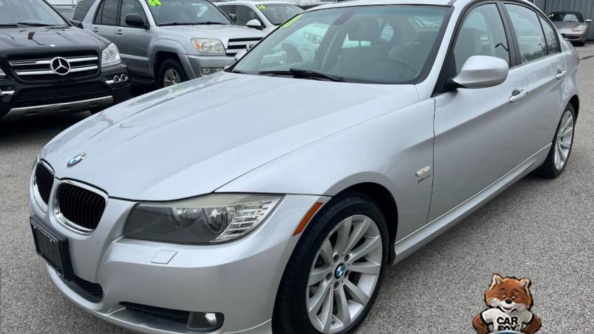 2011 BMW 3 Series 328i — Sedan — 84,538 mi — Palatine, IL