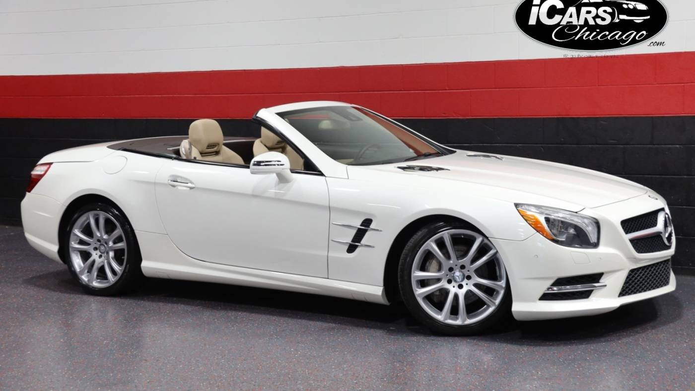 2016 Mercedes-Benz SL SL 400 — Convertible — 31,542 mi — Skokie, IL