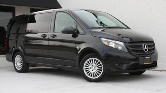 2018 Mercedes-Benz Metris Passenger Van Standard — Passenger Van — 48,125 mi — Geneva, IL
