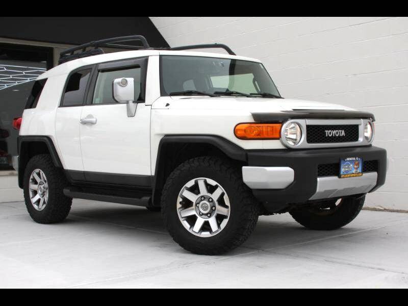 2014 Toyota FJ Cruiser Base — SUV — 140,502 mi — Geneva, IL