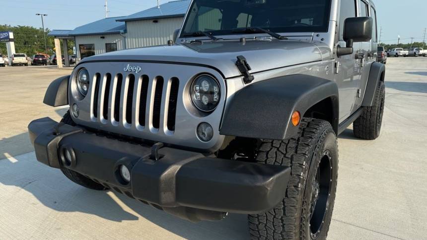 2016 Jeep Wrangler Sport — SUV — 79,873 mi — Springfield, IL