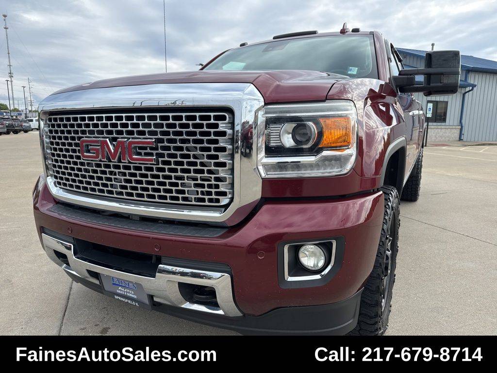 2015 GMC Sierra 2500HD Denali — Pickup Truck — 137,667 mi — Springfield, IL