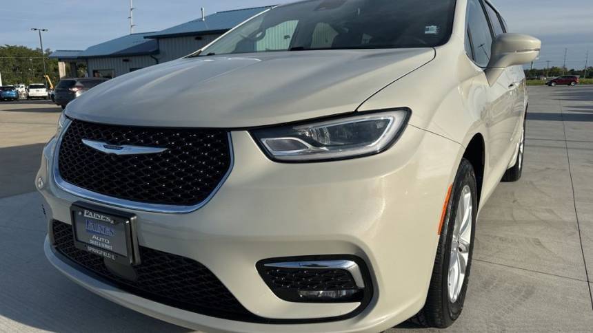 2021 Chrysler Pacifica Touring — Minivan — 91,767 mi — Springfield, IL