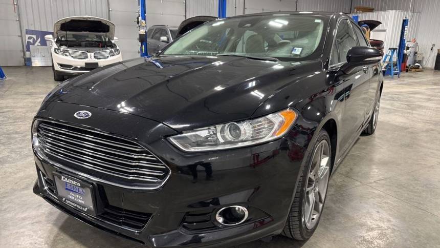 2016 Ford Fusion Titanium — Sedan — 59,879 mi — Springfield, IL