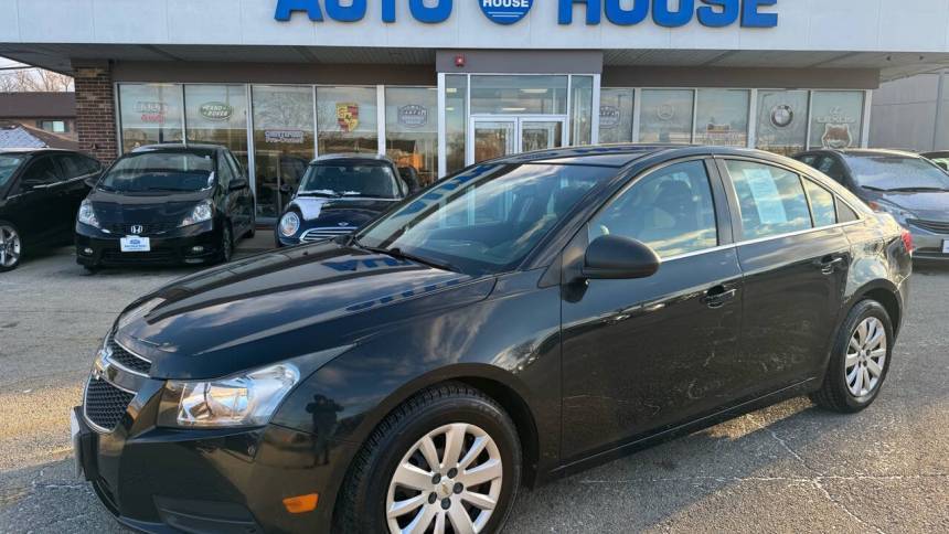 2011 Chevrolet Cruze LS — Sedan — 65,066 mi — Downers Grove, IL