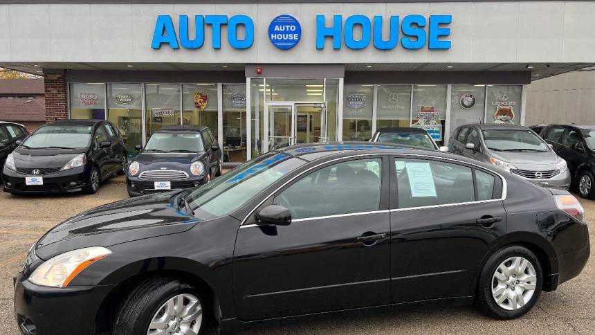 2012 Nissan Altima 2.5 S — Sedan — 105,532 mi — Downers Grove, IL