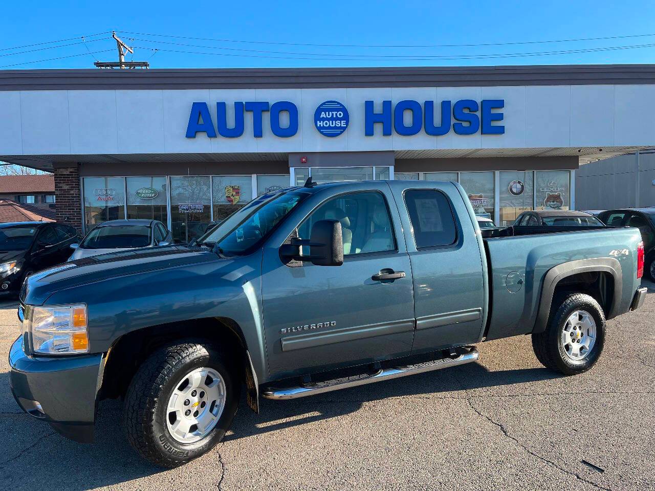 2011 Chevrolet Silverado 1500 LT — Pickup Truck — 97,297 mi — Downers Grove, IL