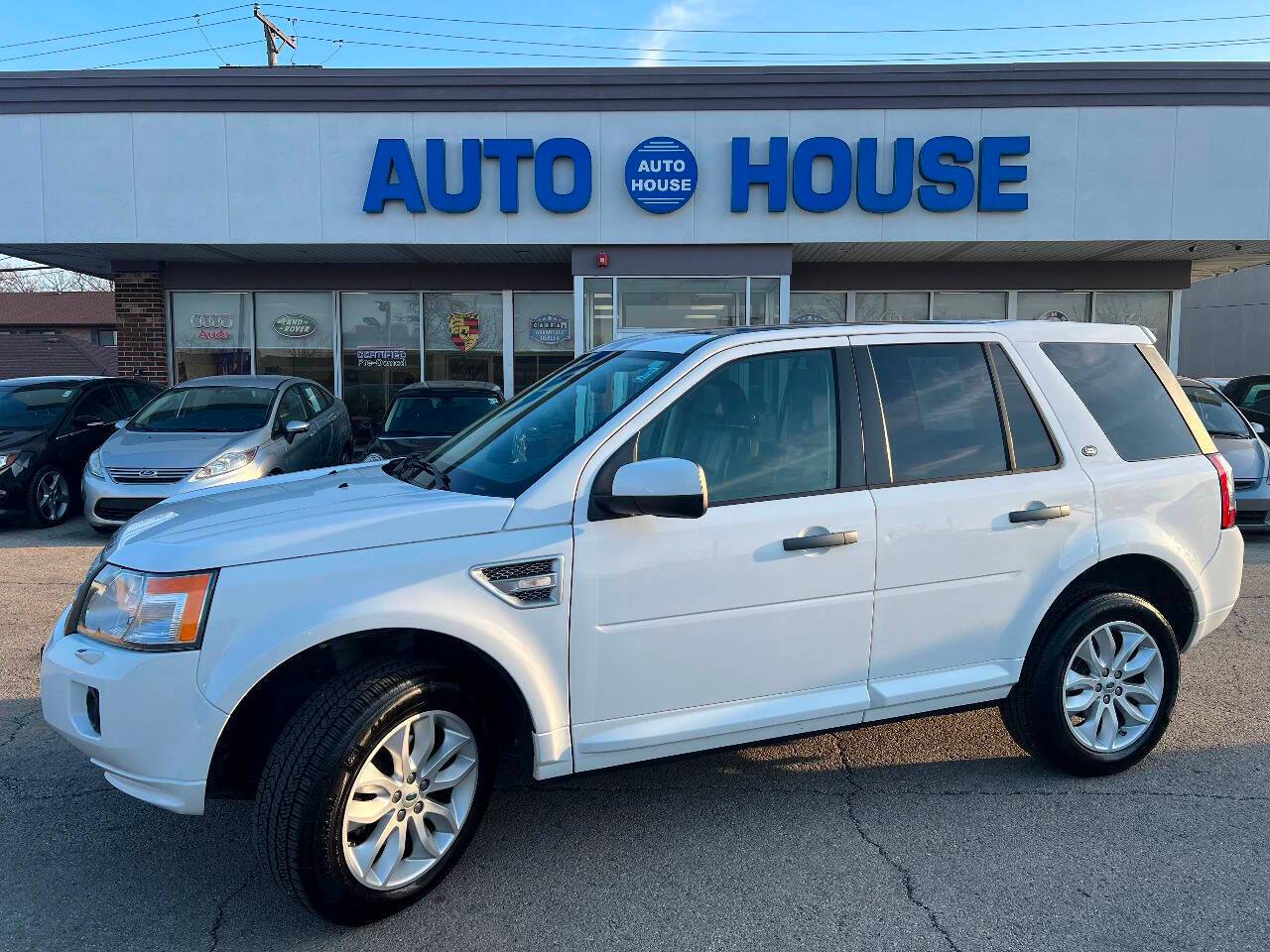 2012 Land Rover LR2 HSE — SUV — 91,700 mi — Downers Grove, IL