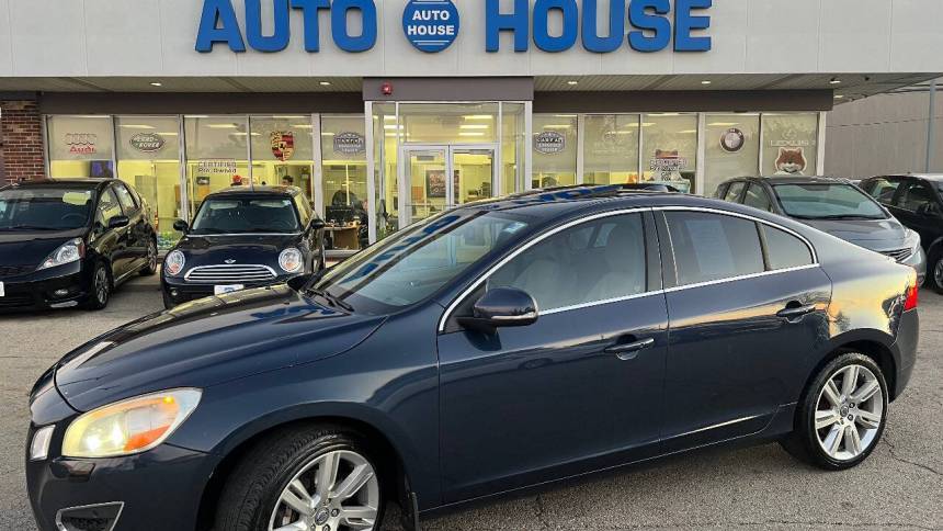 2012 Volvo S60 T5 — Sedan — 120,217 mi — Downers Grove, IL