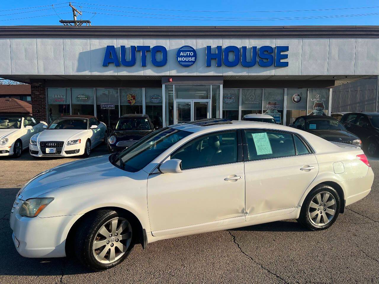 2006 Toyota Avalon Limited — Sedan — 223,987 mi — Downers Grove, IL