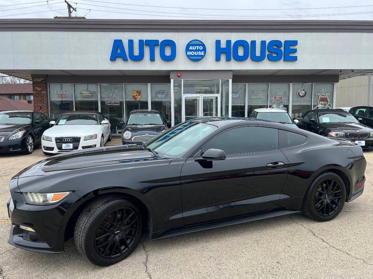 2015 Ford Mustang EcoBoost Premium — Coupe — 96,117 mi — Downers Grove, IL