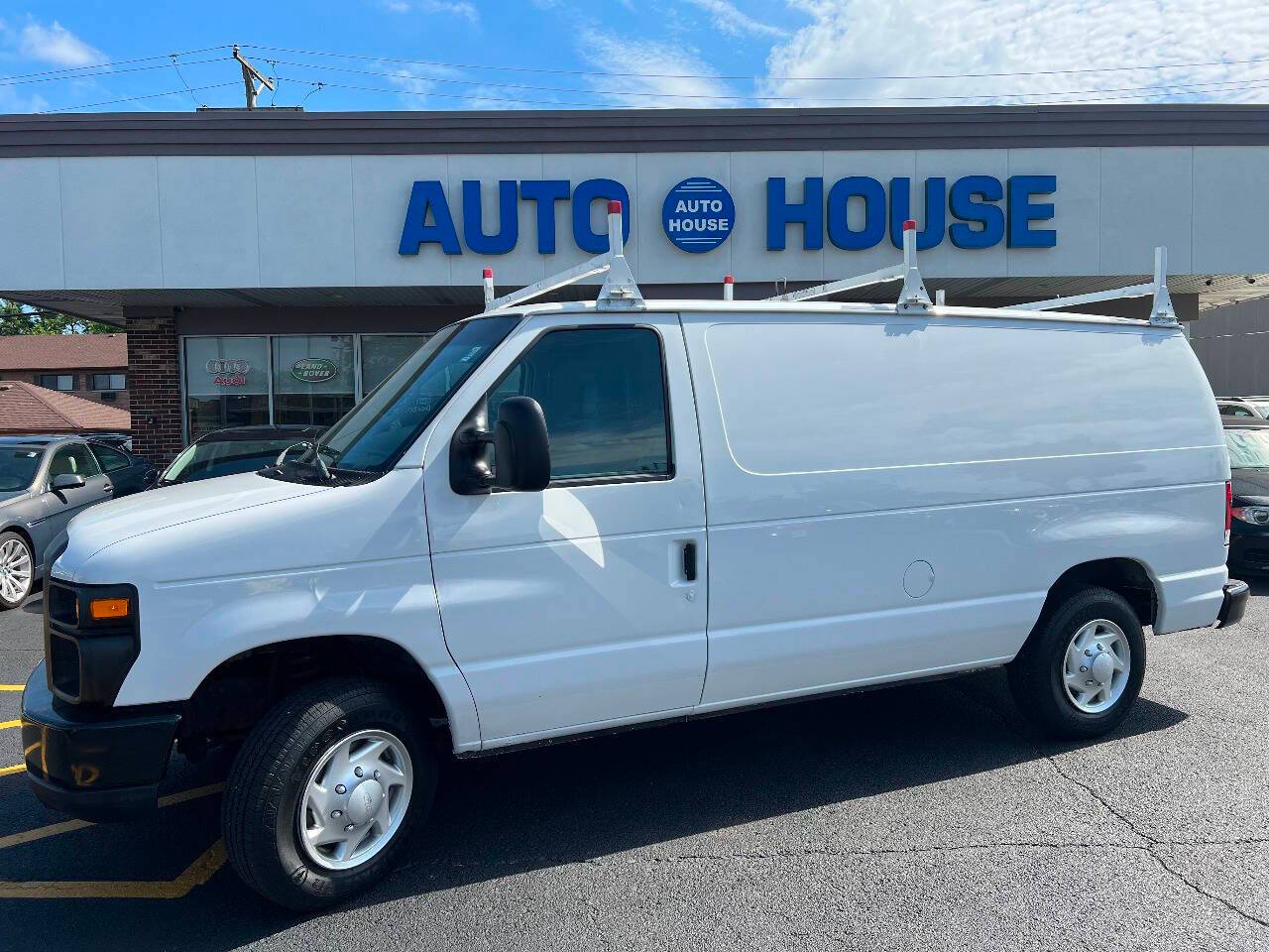 2014 Ford Econoline Cargo Van E-150 — Cargo Van — 135,903 mi — Downers Grove, IL
