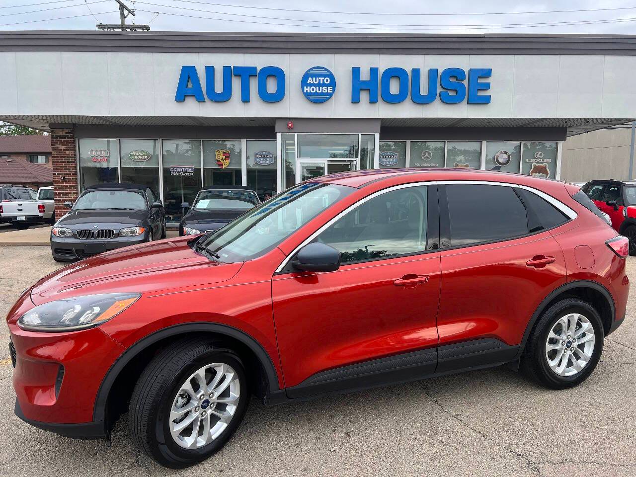 2020 Ford Escape SE — SUV — 74,135 mi — Downers Grove, IL