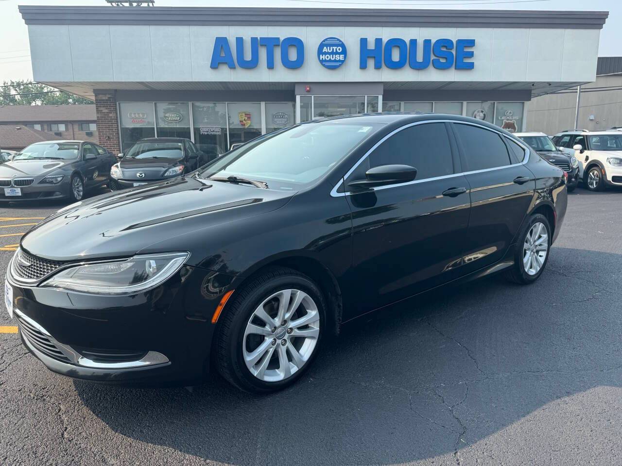 2015 Chrysler 200 Limited — Sedan — 104,581 mi — Downers Grove, IL