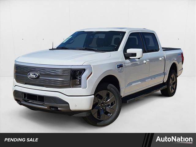 2025 Ford F-150 Lightning Lariat