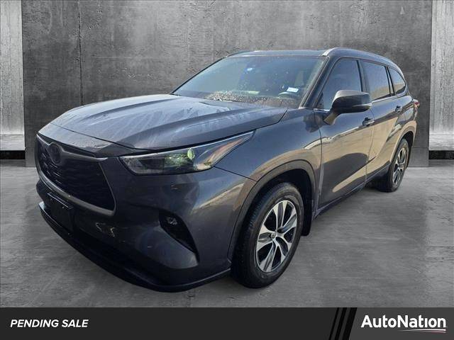 2023 Toyota Highlander XLE — SUV — 37,692 mi — Burleson, TX