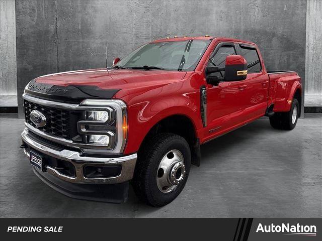 2023 Ford Super Duty F-350 LARIAT — Pickup Truck — 31,967 mi — Burleson, TX
