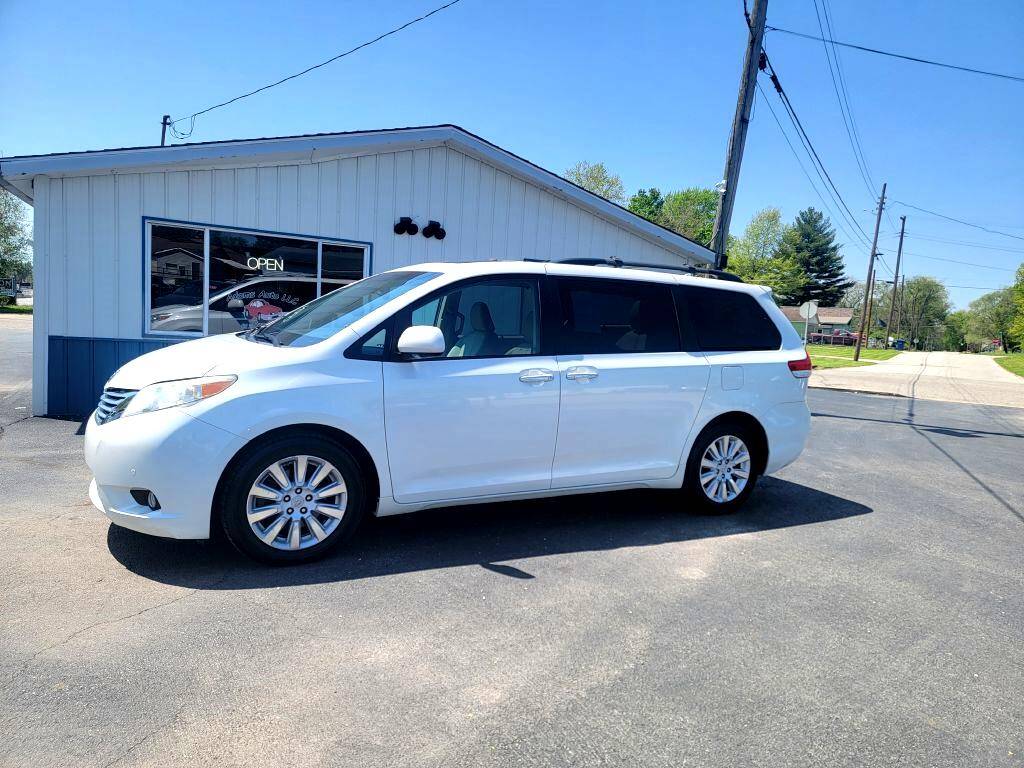2012 Toyota Sienna Limited — Minivan — 153,103 mi — Terre Haute, IN
