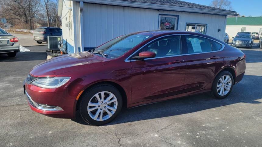 2017 Chrysler 200 Limited Platinum — Sedan — 126,905 mi — Terre Haute, IN