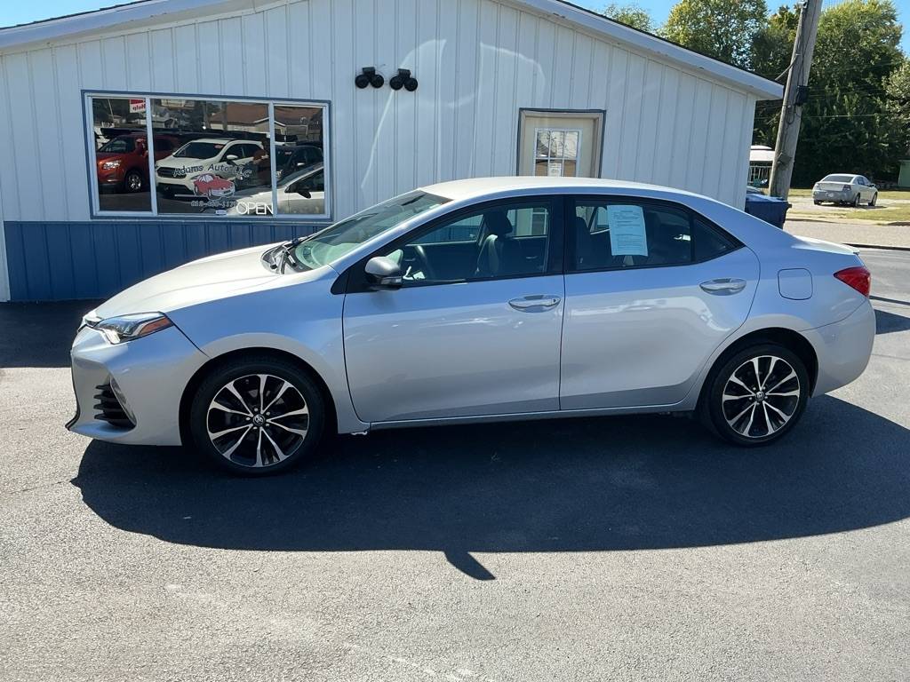 2017 Toyota Corolla SE — Sedan — 123,822 mi — Terre Haute, IN