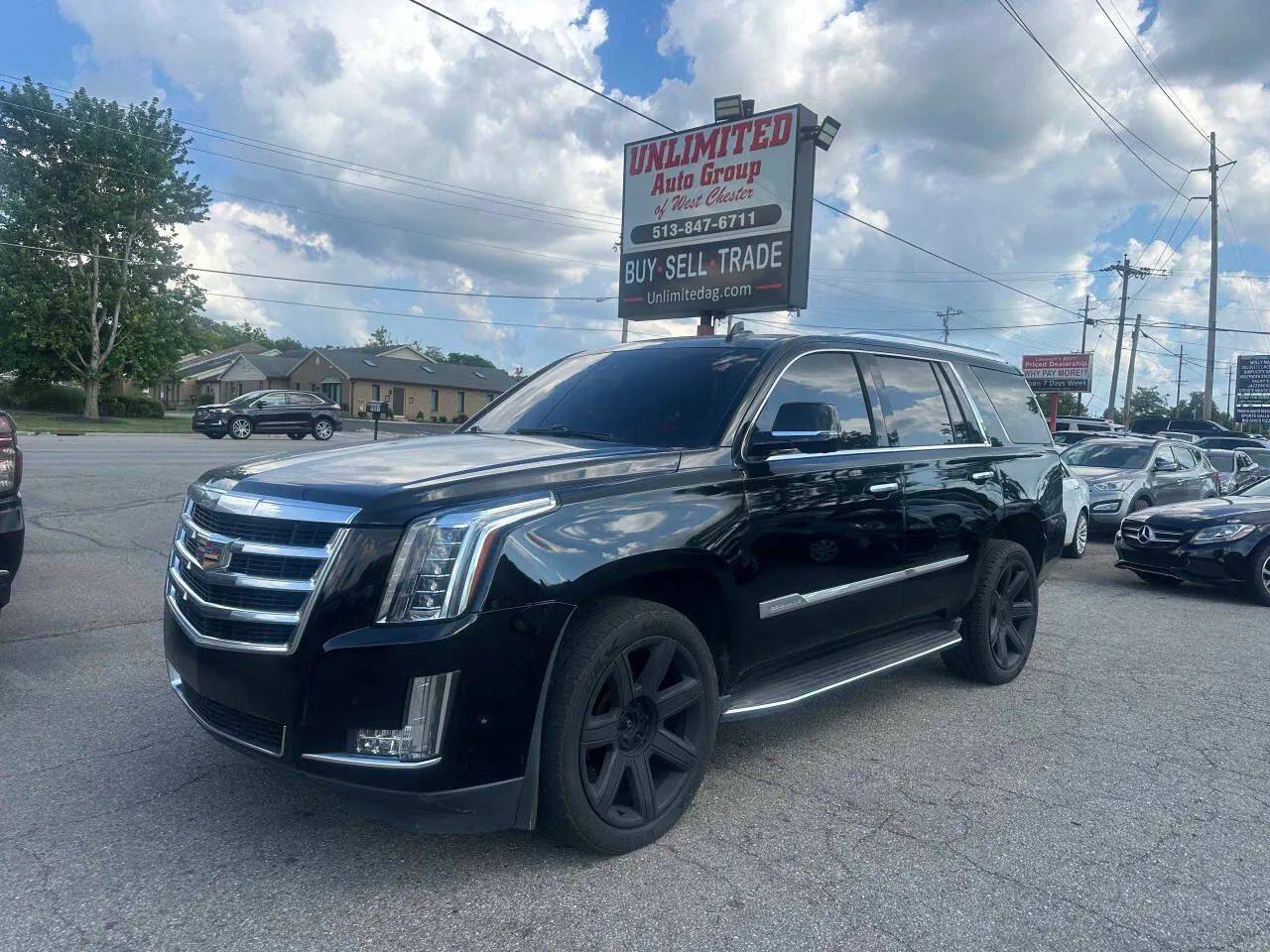 2018 Cadillac Escalade Luxury — SUV — 131,537 mi — West Chester, OH