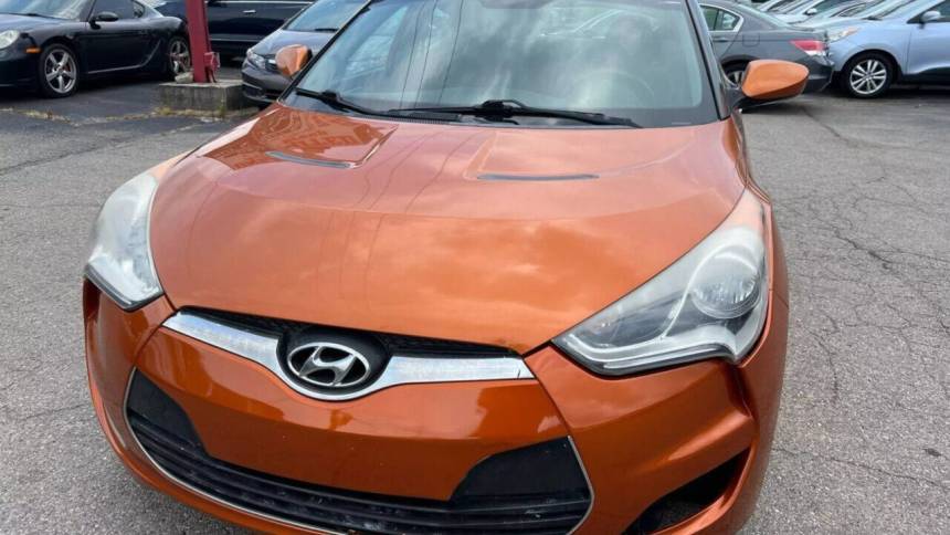 2013 Hyundai Veloster Base — Hatchback — 69,227 mi — West Chester, OH