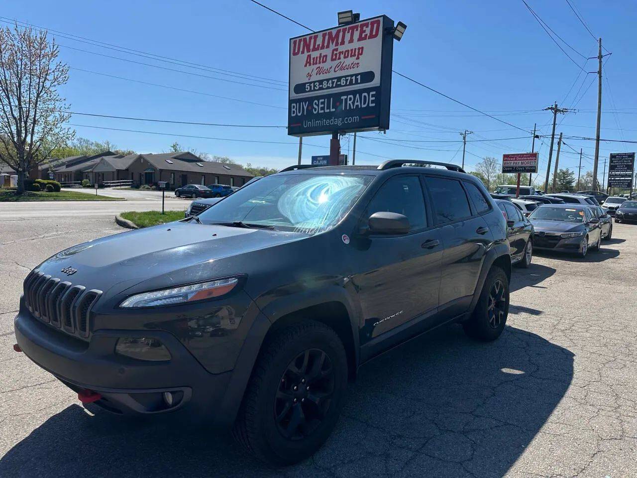 2017 Jeep Cherokee Trailhawk — SUV — 100,049 mi — West Chester, OH