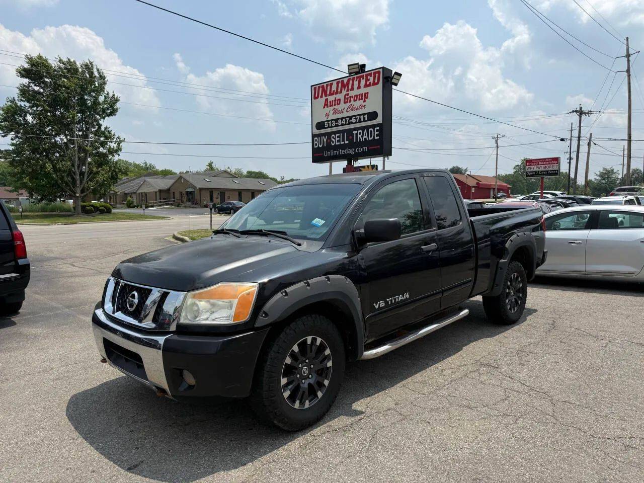 2010 Nissan Titan SE — Pickup Truck — 66,426 mi — West Chester, OH