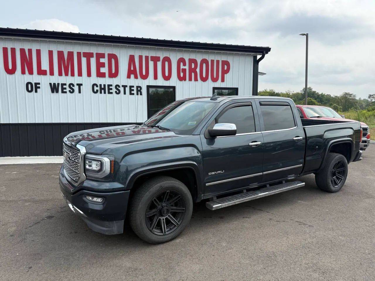 2017 GMC Sierra 1500 Denali — Pickup Truck — 141,723 mi — West Chester, OH