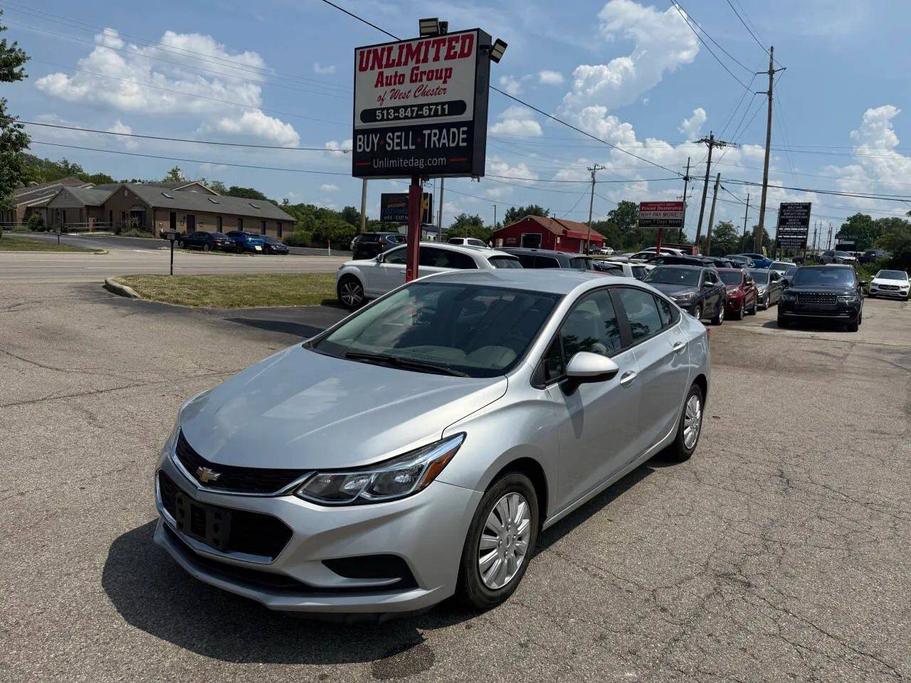 2017 Chevrolet Cruze LS — Sedan — 118,459 mi — West Chester, OH