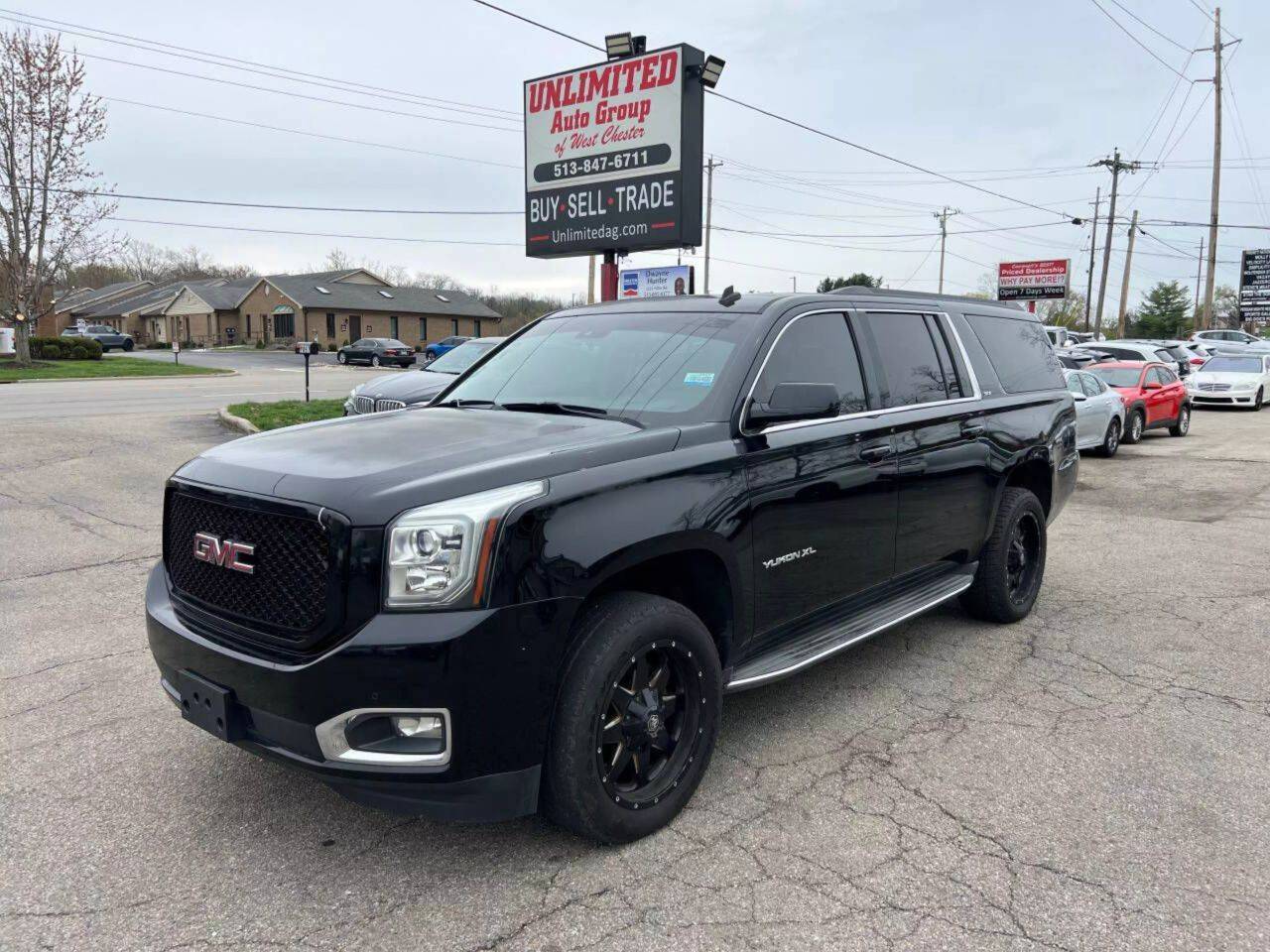 2015 GMC Yukon SLT — SUV — 138,090 mi — West Chester, OH