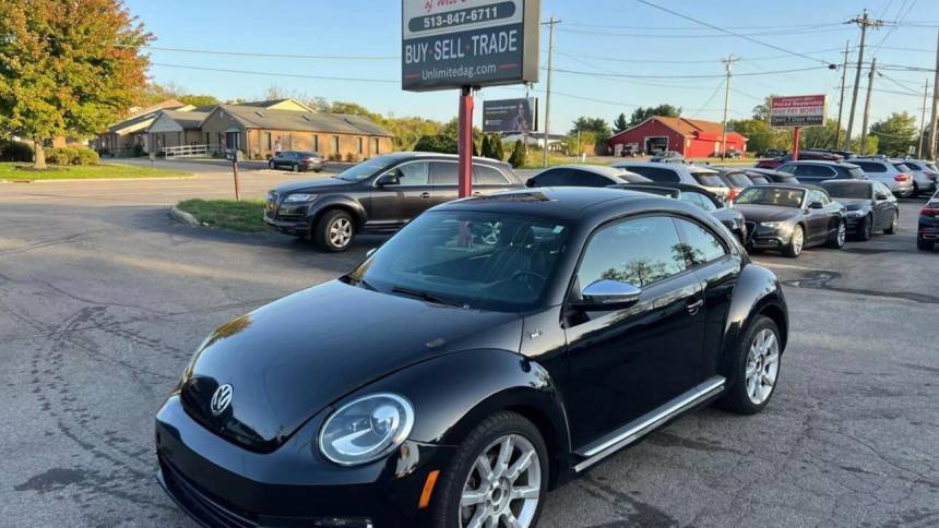 2013 Volkswagen Beetle 2.5 Fender Edition — Hatchback — 87,407 mi — West Chester, OH