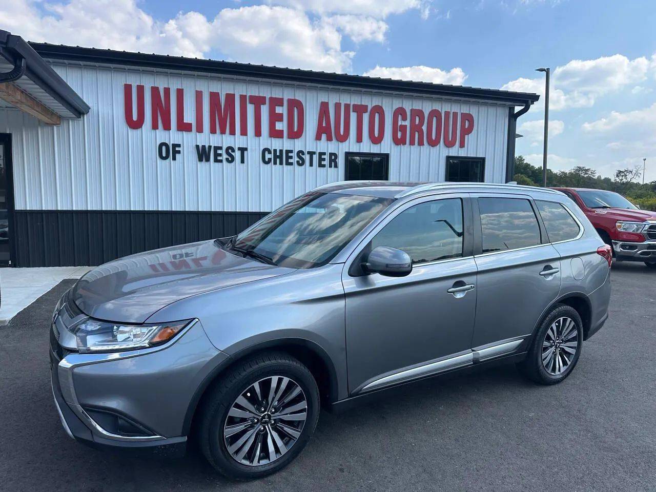 2020 Mitsubishi Outlander SE — SUV — 76,599 mi — West Chester, OH