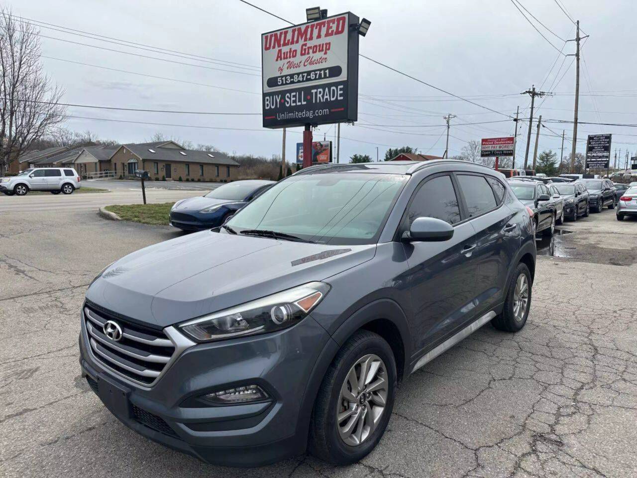 2017 Hyundai Tucson SE — SUV — 143,027 mi — West Chester, OH