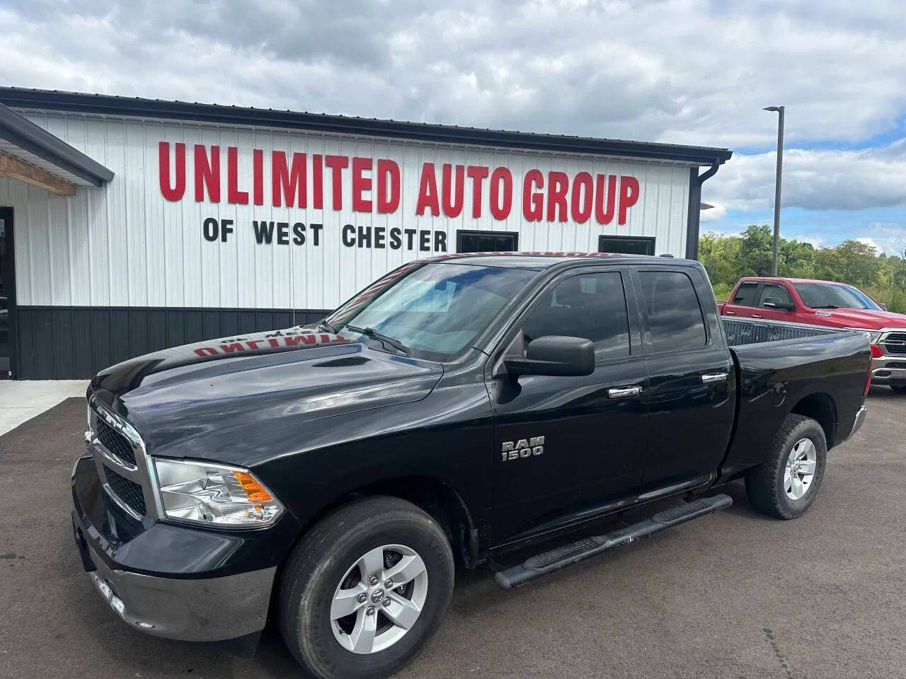 2017 Ram 1500 SLT — Pickup Truck — 121,822 mi — West Chester, OH