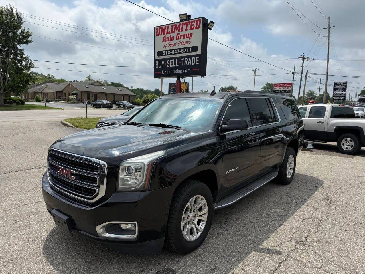 2015 GMC Yukon SLT — SUV — 171,720 mi — West Chester, OH