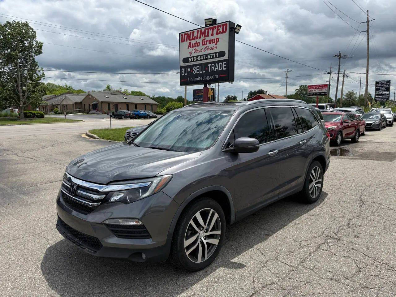 2018 Honda Pilot Touring — SUV — 53,176 mi — West Chester, OH