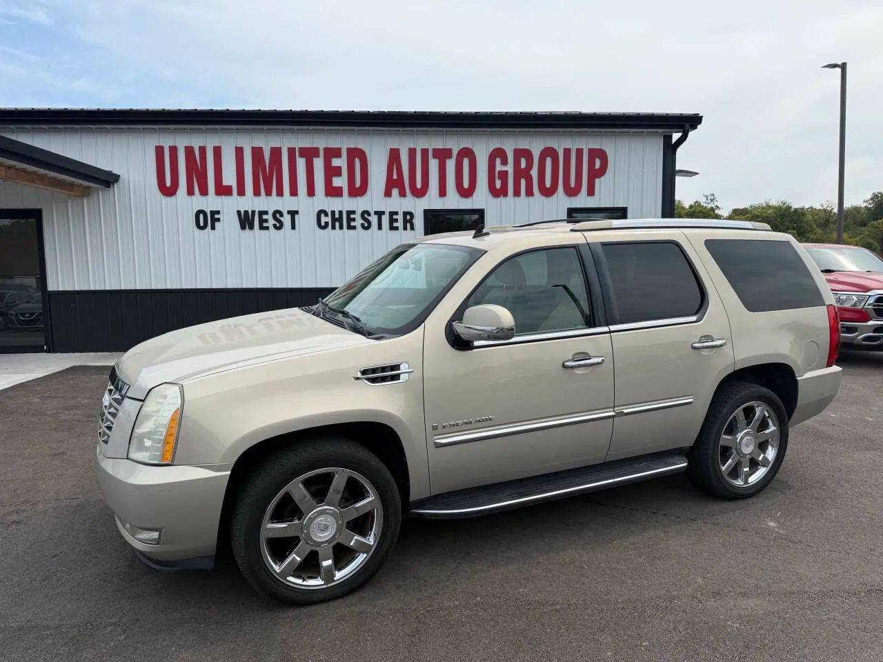 2008 Cadillac Escalade Standard — SUV — 119,998 mi — West Chester, OH