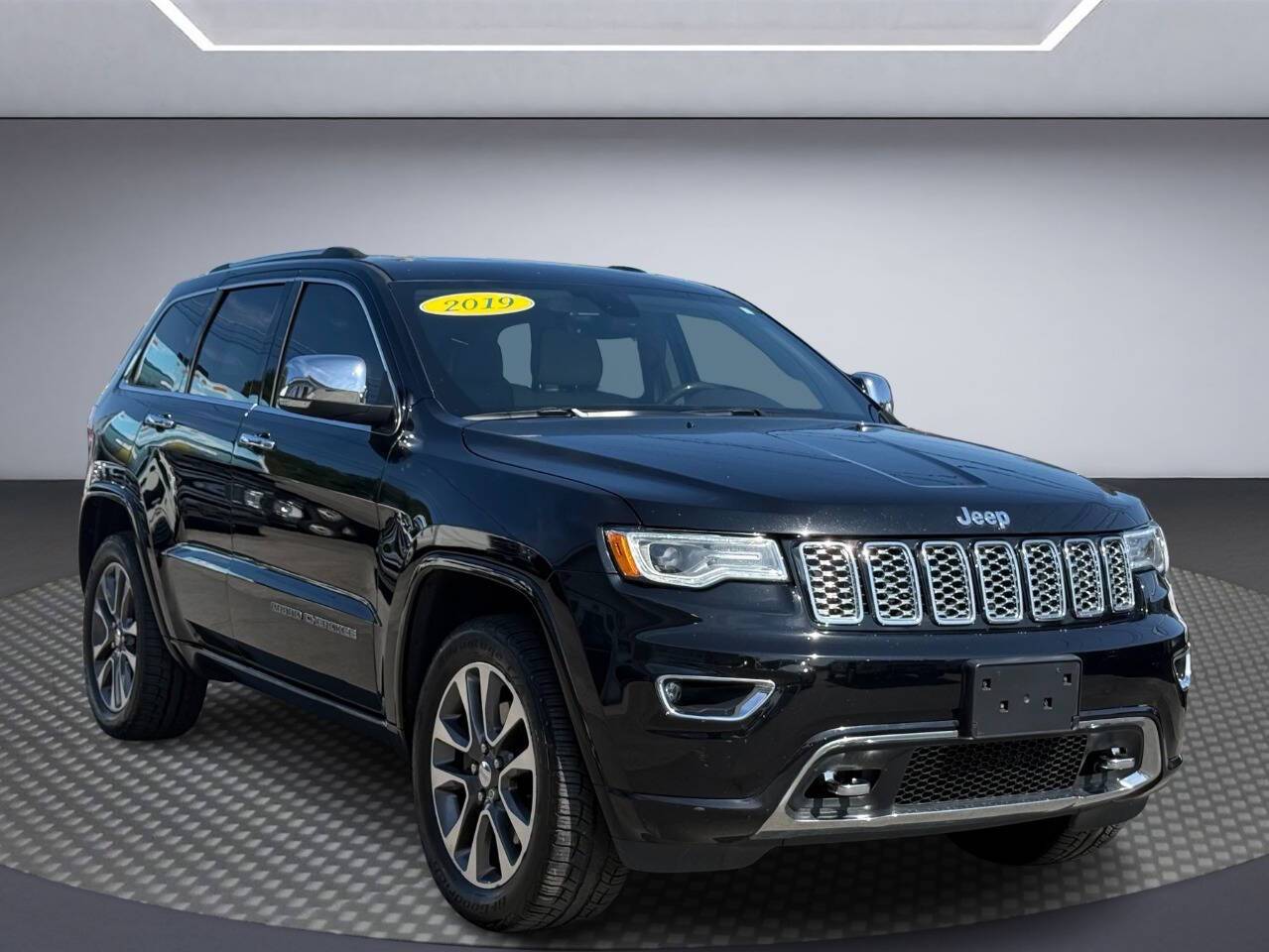 2017 Jeep Grand Cherokee Overland — SUV — 87,371 mi — Worcester, MA