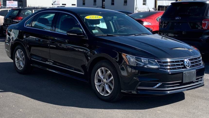 2016 Volkswagen Passat 1.8T S — Sedan — 54,914 mi — Worcester, MA