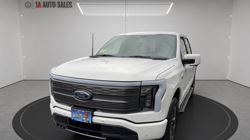 2022 Ford F-150 Lightning LARIAT — Pickup Truck — 21,778 mi — Walpole, MA
