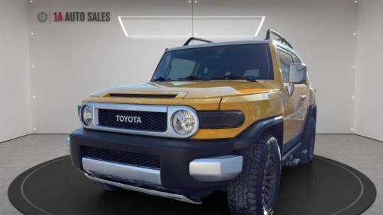 2007 Toyota FJ Cruiser Base — SUV — 111,613 mi — Walpole, MA