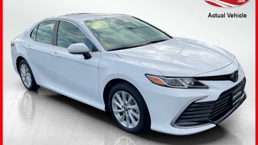 2024 Toyota Camry LE — Sedan — 27,819 mi — Germantown, MD