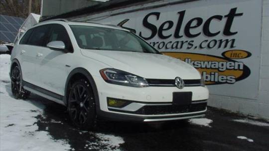 2019 Volkswagen Golf Alltrack S — Wagon — 80,196 mi — Waterloo, NY
