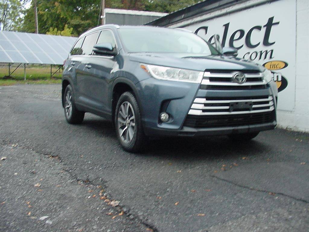 2019 Toyota Highlander XLE — SUV — 110,981 mi — Waterloo, NY
