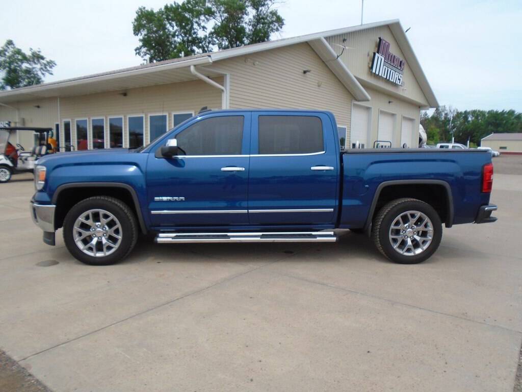 2015 GMC Sierra 1500 SLT — Pickup Truck — 111,643 mi — Milaca, MN