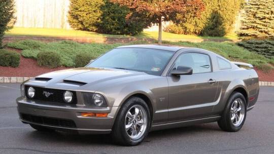 2005 Ford Mustang GT Deluxe — Coupe — 157,153 mi — Hamilton, NJ
