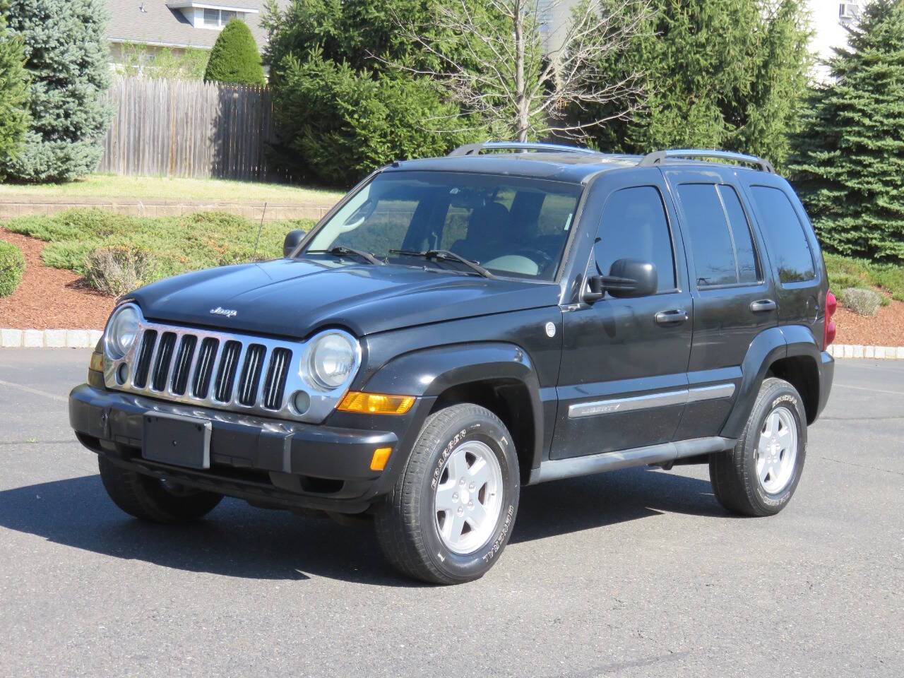 2005 Jeep Liberty Limited — SUV — 184,802 mi — Hamilton, NJ