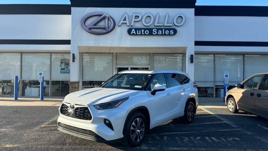 2022 Toyota Highlander XLE — SUV — 20,116 mi — Sewell, NJ