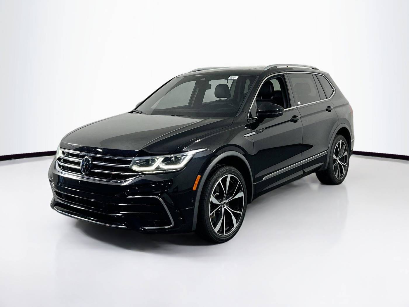 2022 Volkswagen Tiguan SEL R-Line — SUV — 30,467 mi — Williamstown, NJ